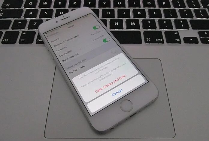 Сафари айфон. Safari iphone 5. Safari на айфоне. Сафари айфон 11. Мобильный браузер айфон сафари.