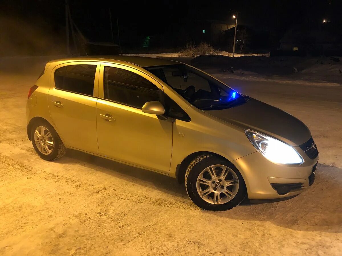 Opel corsa 2008 год