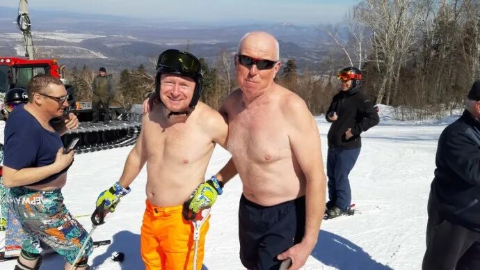 Арсгора арсеньев горнолыжный комплекс. Арсгора. Арсгора арсеньев горнолыжный комплекс. Арсеньев город горнолыжная база. Горнолыжная база арсеньев приморский край.