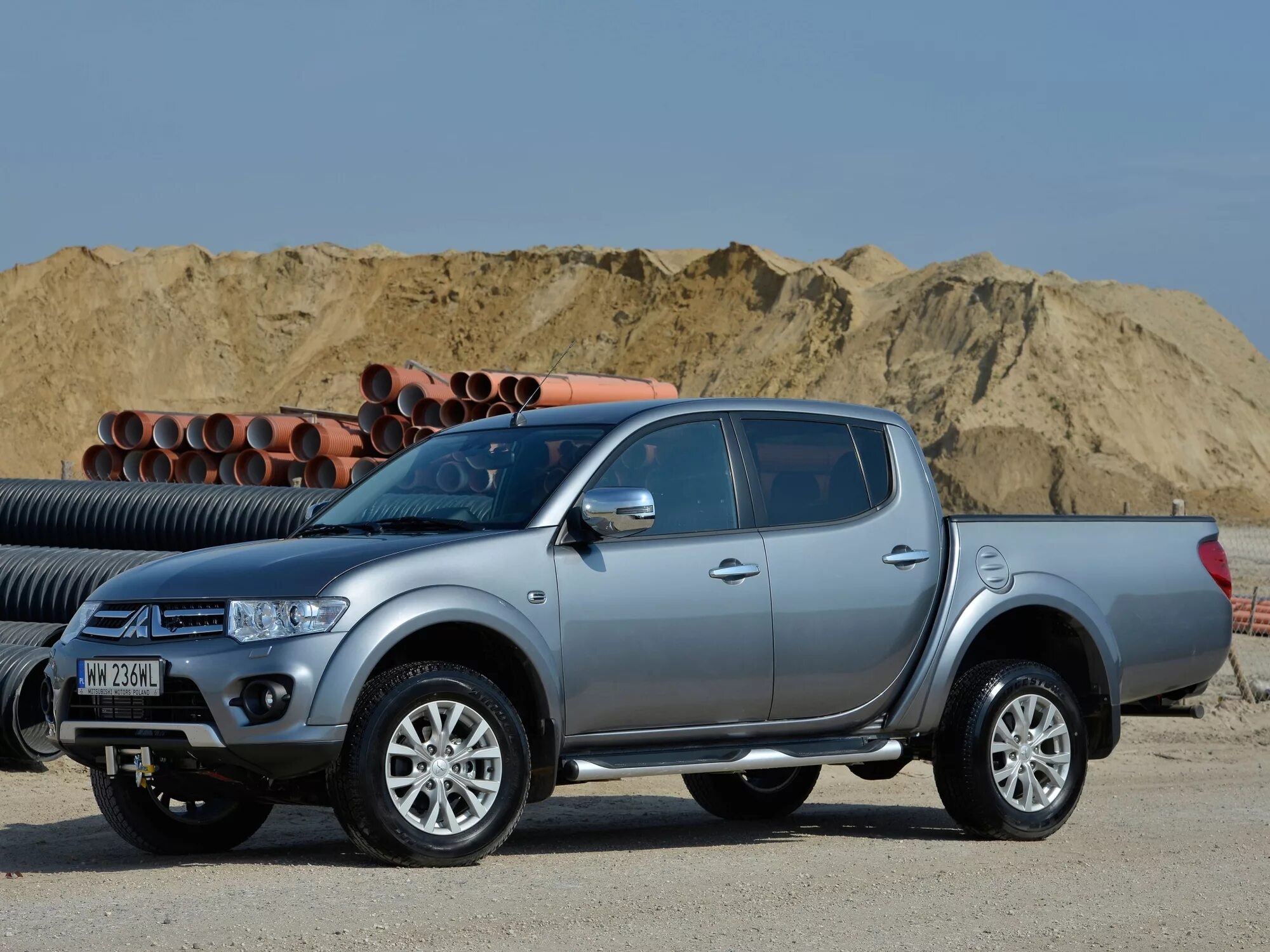 L 200 Mitsubishi l200. Митсубиси l200 4 поколение. Митсубиси л200 2014. Mitsubishi Pickup l200.