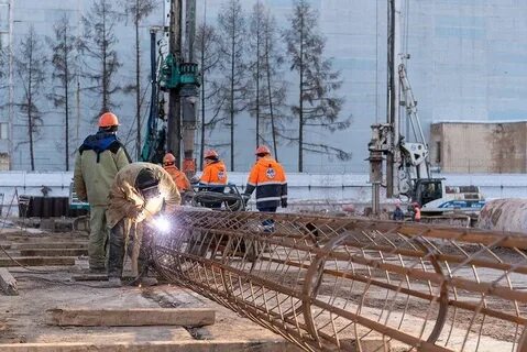 Рабочие 1000
