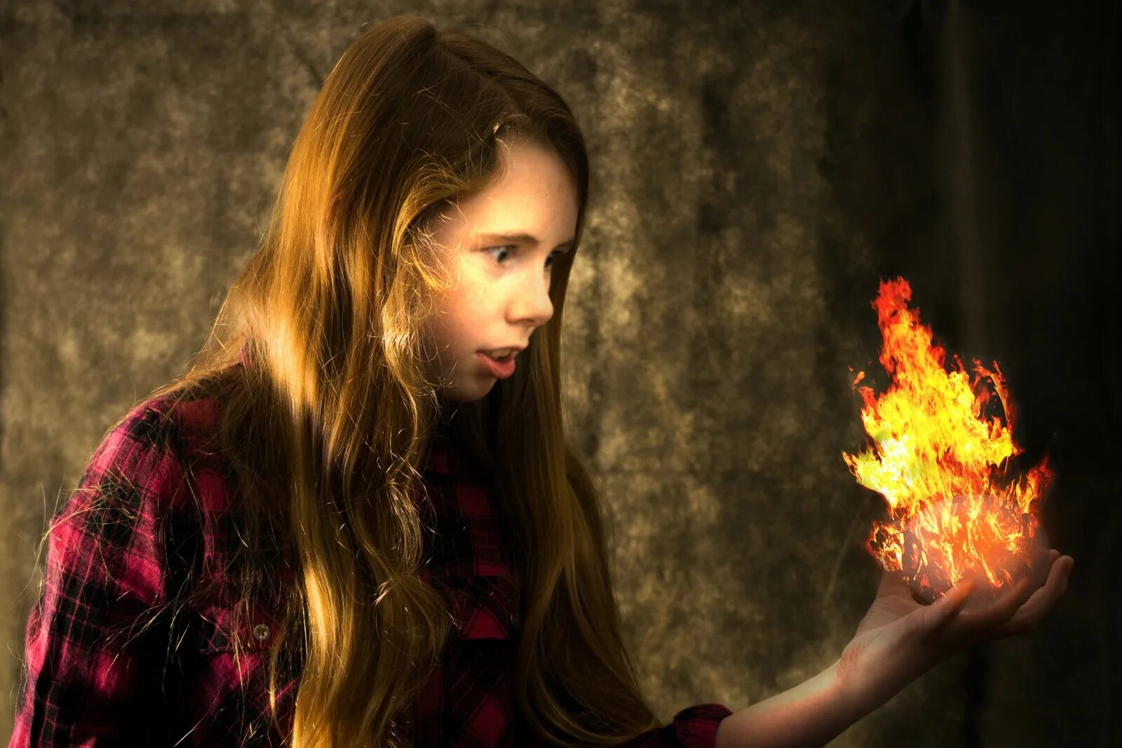 Шон тоуб повелитель стихий. Маг стихий. Про магию огня. Принц зуко повелитель стихий 2010. Косплей на катару из аватара.