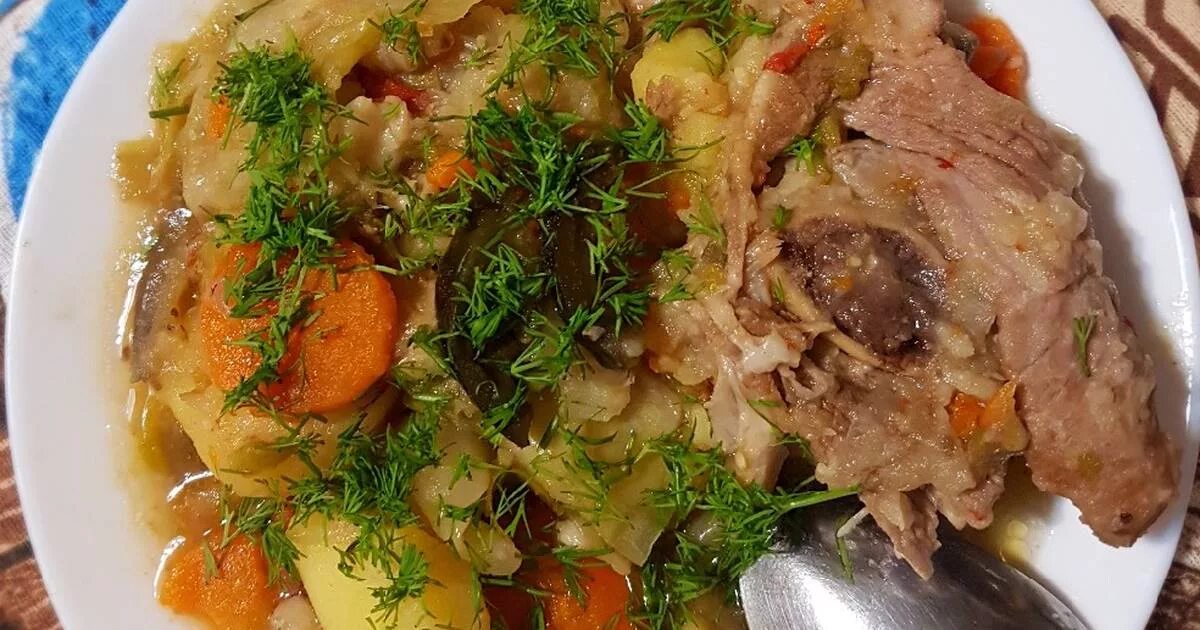 бигос бигус. дымляма. дымляма. блюдо в казане с капустой. блюдо в казане с капустой.