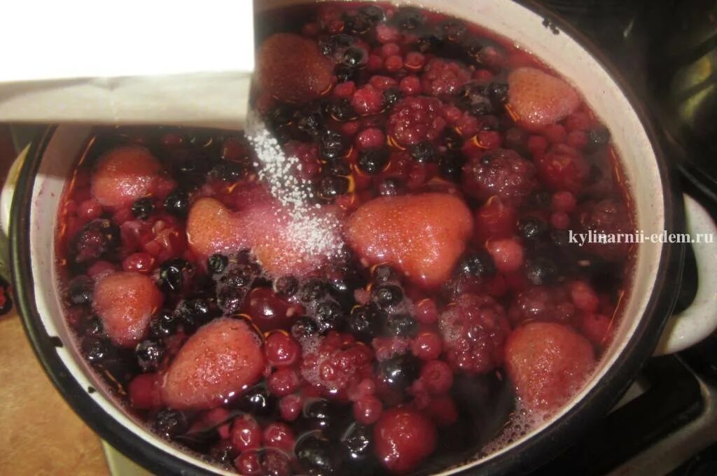 Компот из замороженных ягод. Вкусно и быстро. На кухне с Инь-Янь Дзен