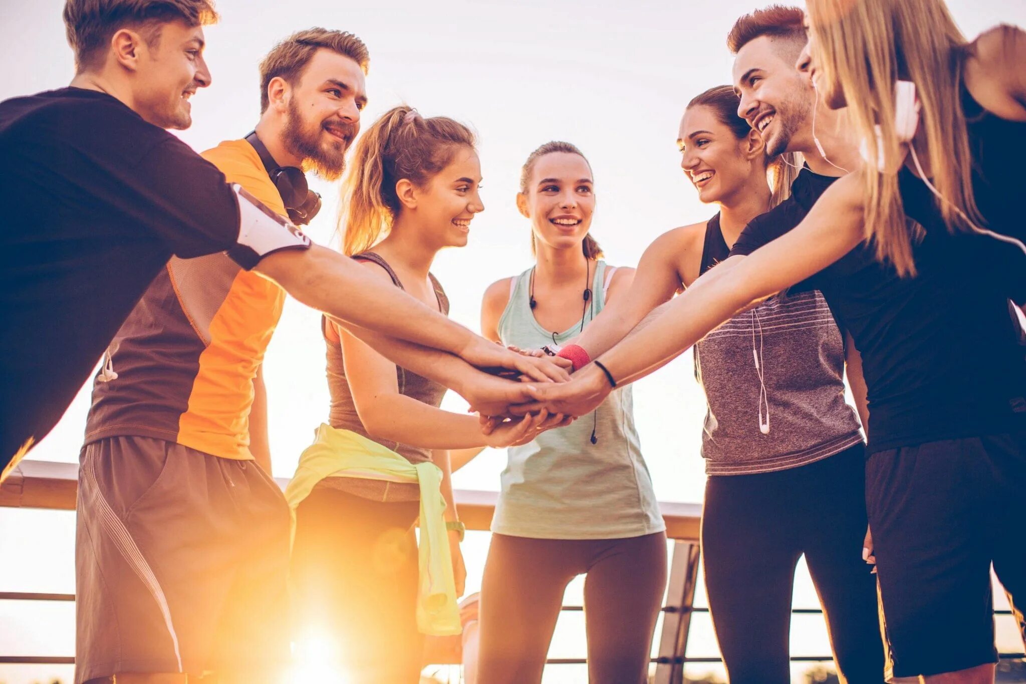Sport un gornusleri. Sports unite people. Sport unite people. Единомышленники. Sports unite people.