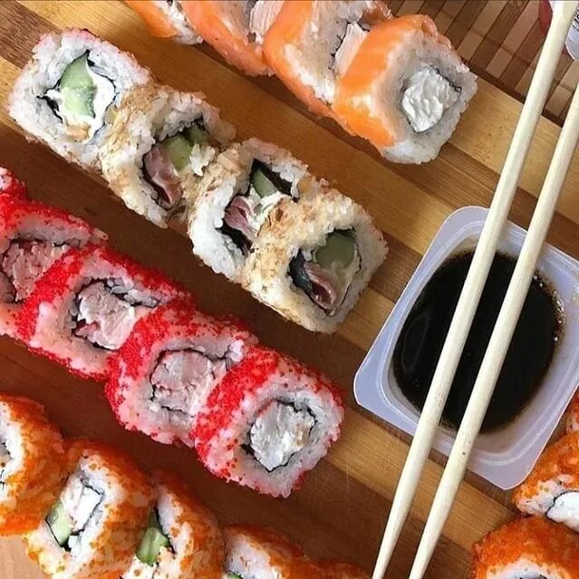 Роллы добро. Роллы. вкусные роллы. красивые и вкусные роллы. вкусные суши.