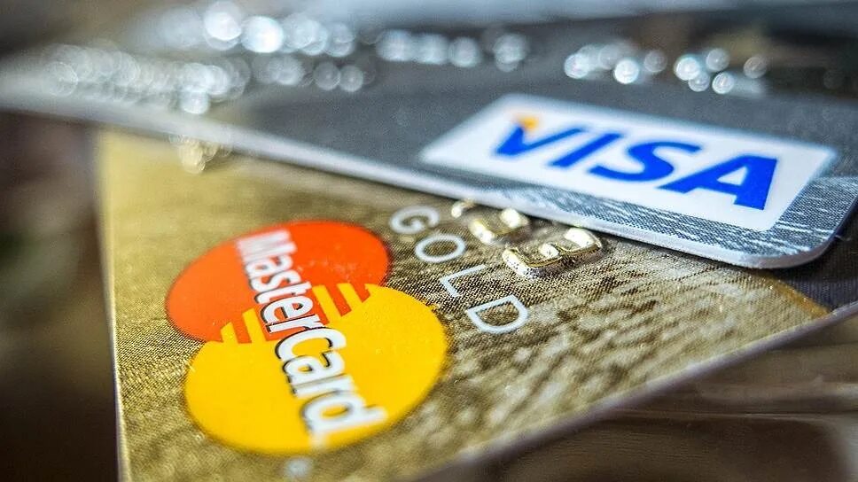 Visa please. Блокировка банковской карты. Карты виза и Мастеркард. Российские visa и MASTERCARD. Visa санкции.