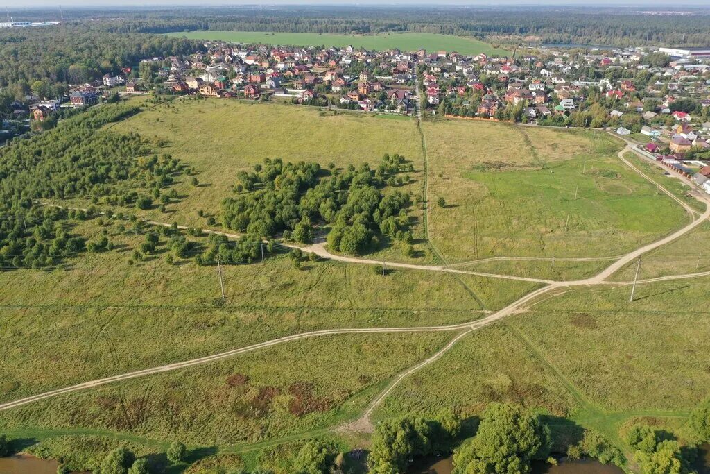 земля с высоты птичьего полета. мостовая гигантов, северная ирландия. супесь лессовидная. мостовая гигантов, северная ирландия. грунт в разрезе.