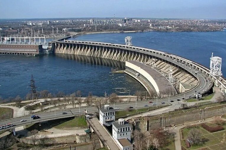 Гэс в запорожье. ДНЕПРОГЭС Запорожье. Днепропетровск ГЭС. Запорожье ГЭС. ДНЕПРОГЭС 2022.