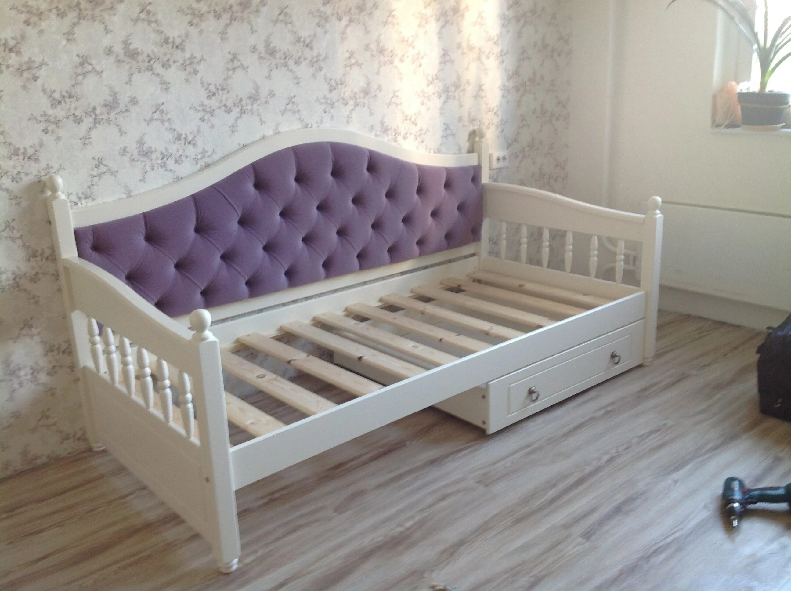 Спинки детской кроватки. Софа алиса. Baby italia кроватка италия карета. Детская кровать с бортиком. Спинки детской кроватки.