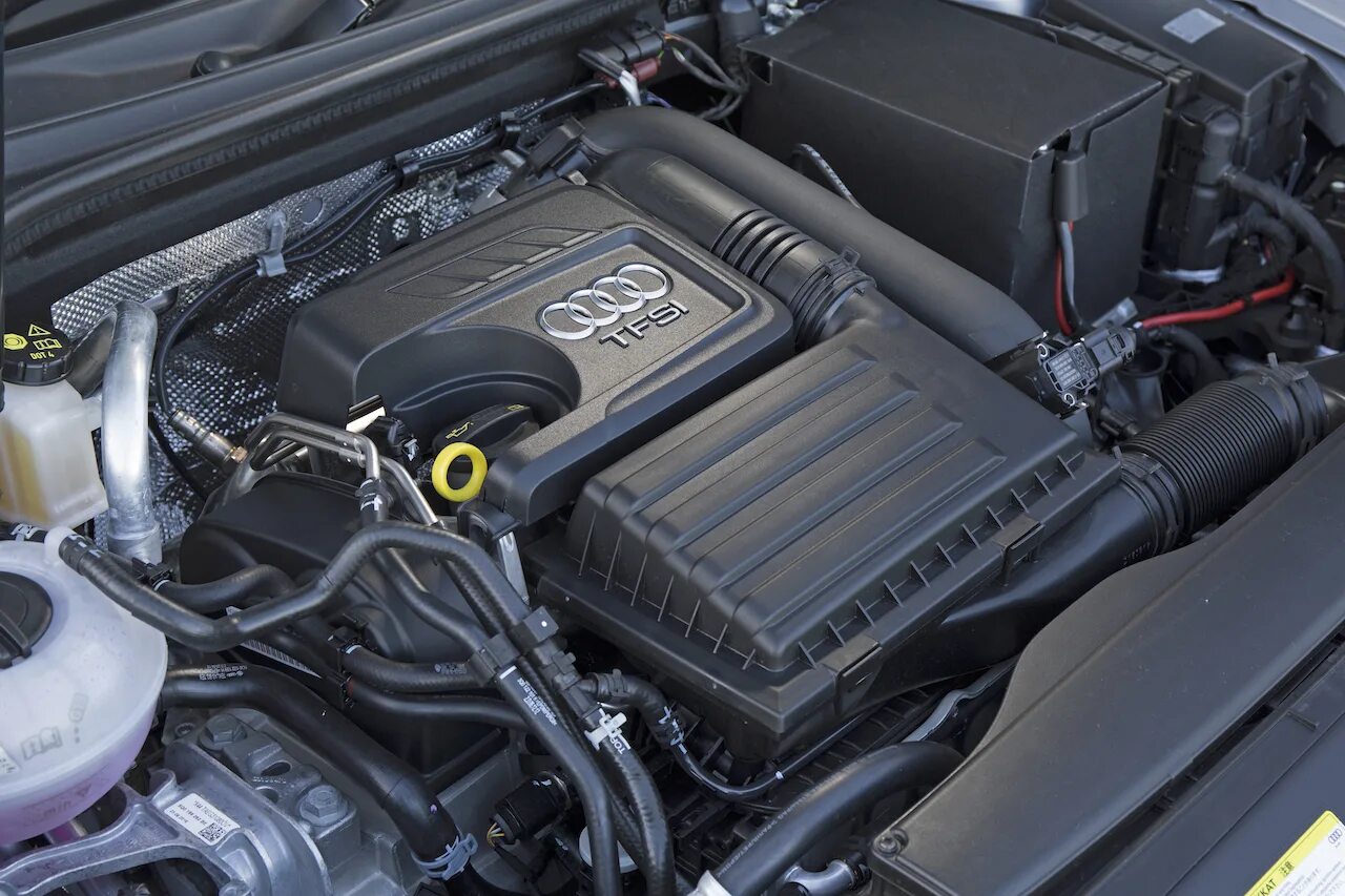 8 двигатель рестайлинг 2. Audi a3 1.4 tfsi. моторный отсек audi a3. двигатель ауди а3 8v 1,8. audi a3 1.4 tfsi моторный отсек.