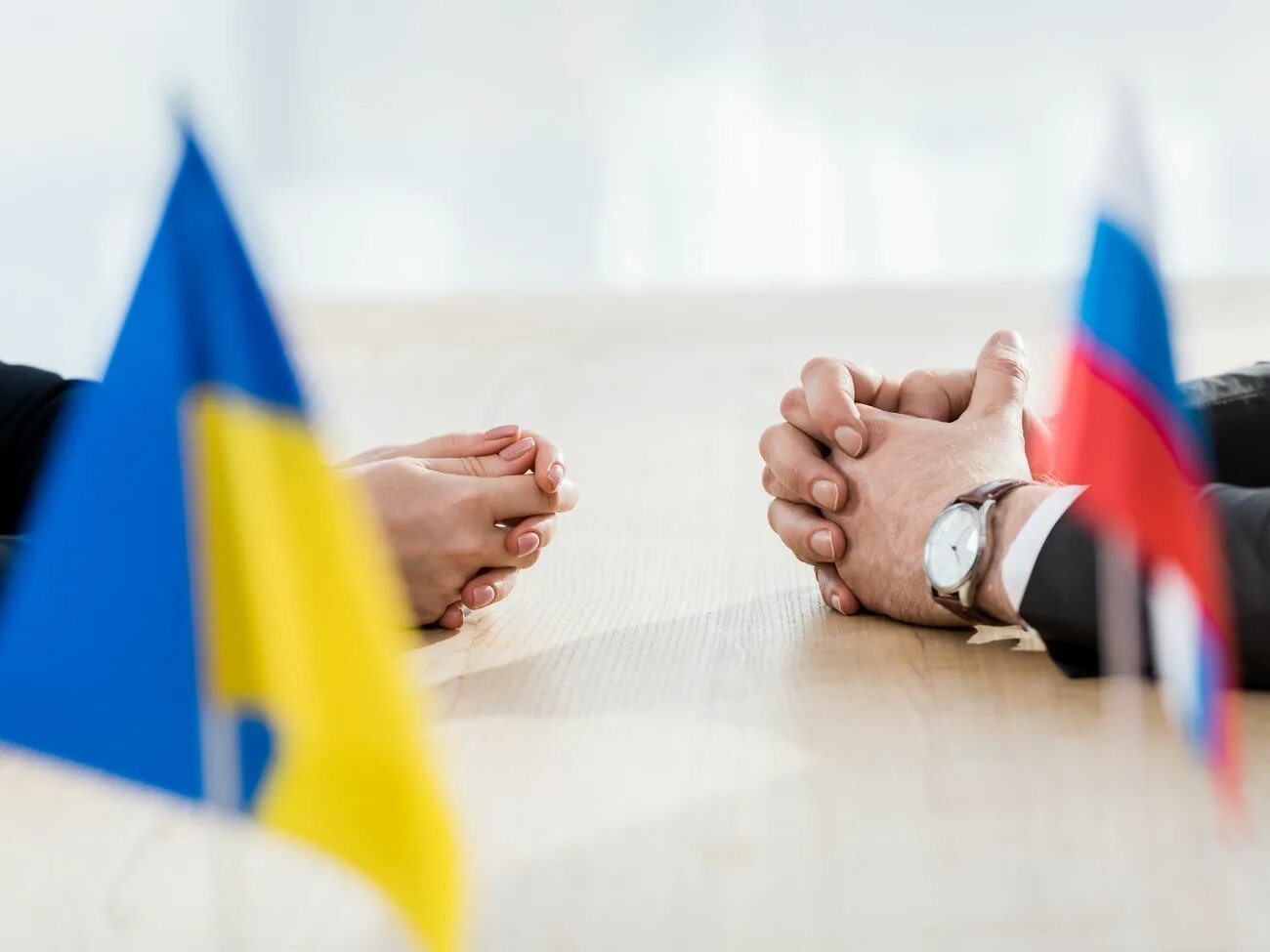 Россия готова подписать мирное соглашение с украиной. Российско-украинские переговоры. Переговоры России и Украины. Российско украинское соглашение. Мирные переговоры.