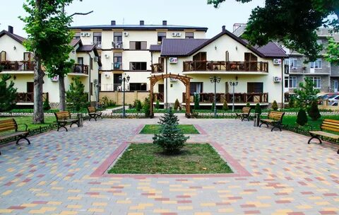 Платан резорт
