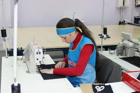 Работа швеи в королеве