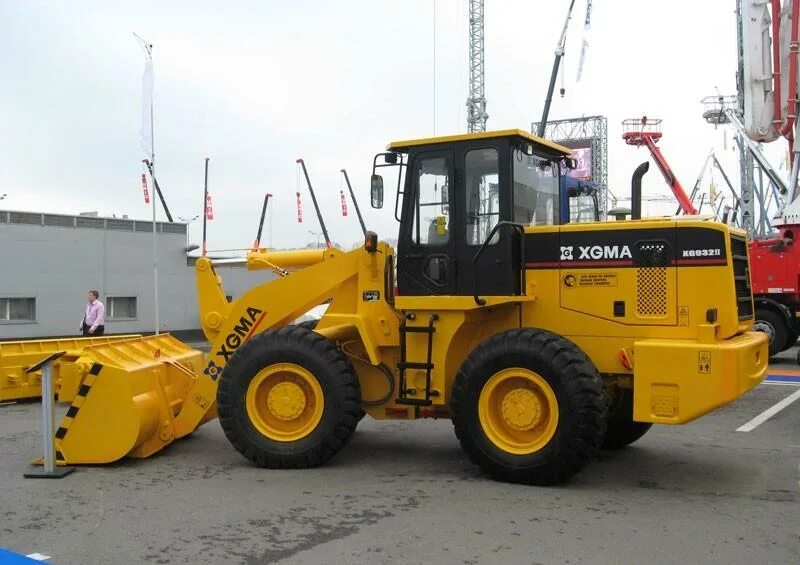 Погрузчик xgma 932ii в работе. Xgma xg765. Погрузчик xgma 932. Погрузчик xgma 932. Погрузчик xgma 932ii.
