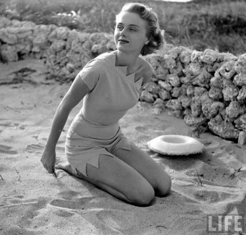 Терри чапленски актриса. Красивые девушки 50-х. Девушка 50 лет. Кэтрин хепберн фигура. Нина лин (nina leen).