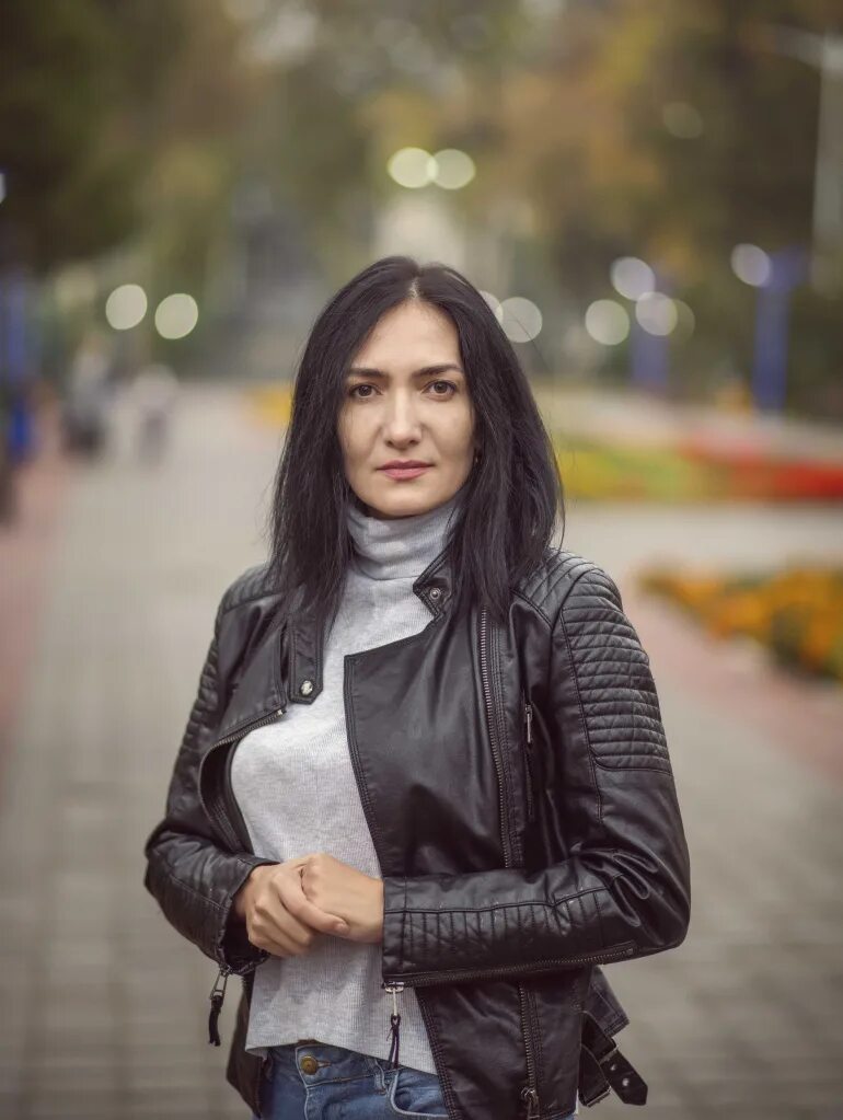 Азаду бабаеву