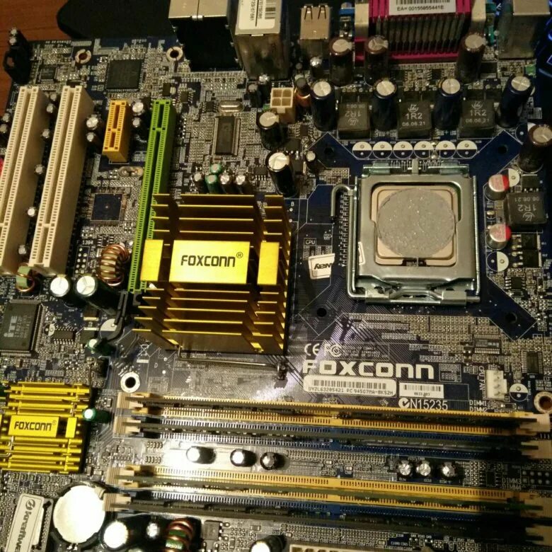 Foxconn n15235. Материнская плата фоксконн 775 сокет. foxconn n15235 775 сокет. материнская плата foxconn n15235. foxconn n15235 сокет.