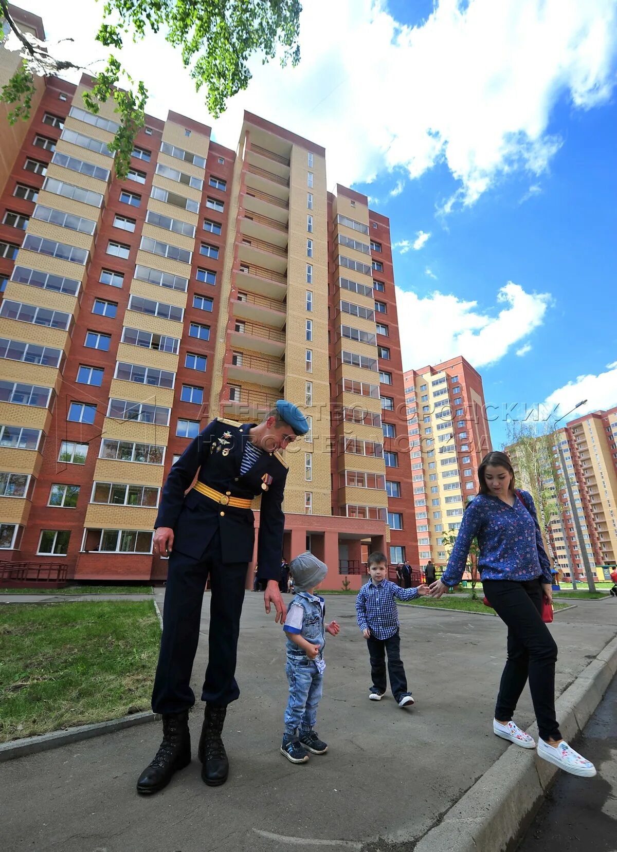Служебная квартира военного. Жилищное обеспечение военнослужащих динамика 2023. Где дают квартиры военнослужащим. Служебное жилье для военнослужащих. Служебное жильё для военнослужащих в москве.