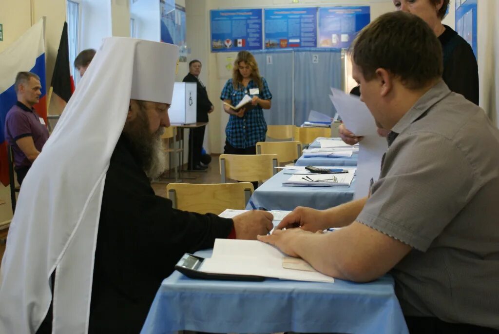 Автомобиль в викторине на выборах. Автомобиль в викторине на выборах