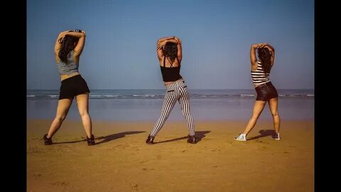 Girls dance video