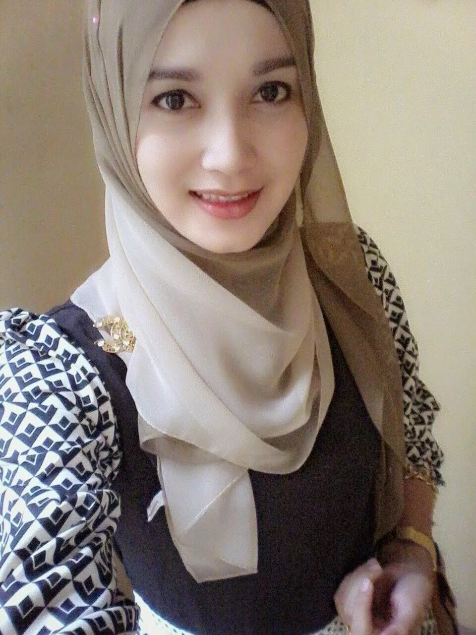 Bokep jilbab cantik. Jilboobs 2022. Cerita dewasa хиджаб. Jilbab Tobrut. PNS Jilbab.