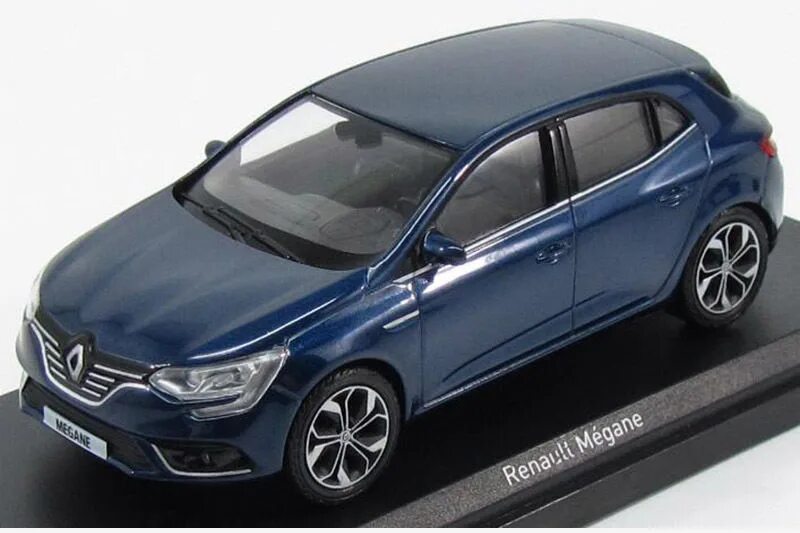 Renault Megane 1/43. Масштабная модель Renault Megane 4. Renault KOLEOS. Norev. (Модель 1:43). Масштабная модель Рено Меган 2006.