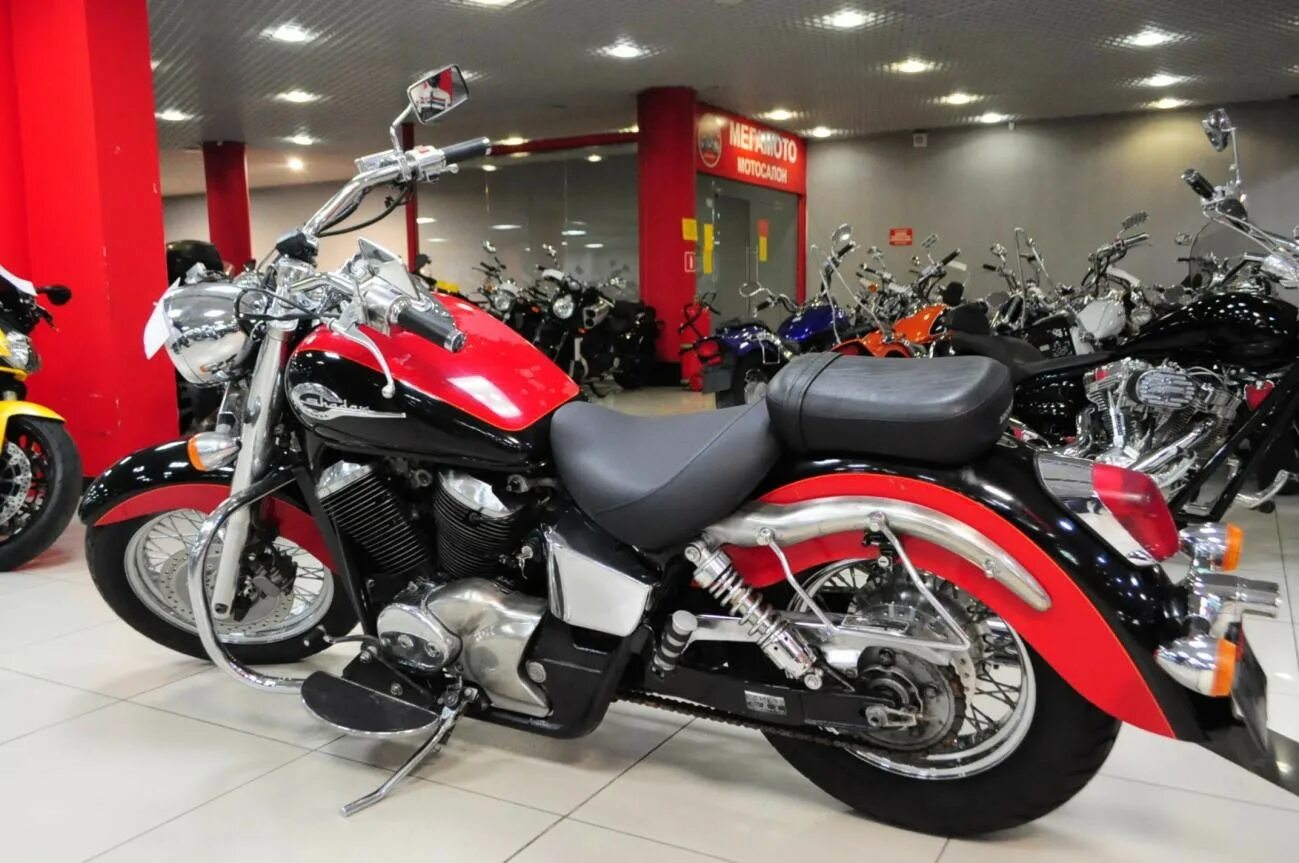 Купить мотоцикл хонда 400. Honda Shadow 400. Honda VT 400 Shadow. Honda Shadow vt400s. Мотоцикл Honda Shadow 400.