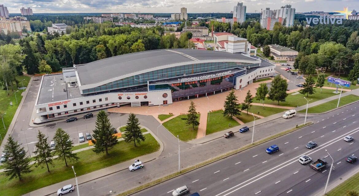 Спорт минская. Дворец спорта Минск. Минске, в спорткомплексе "Уручье. Спортивный дворец Уручье. ДС Уручье Минск.