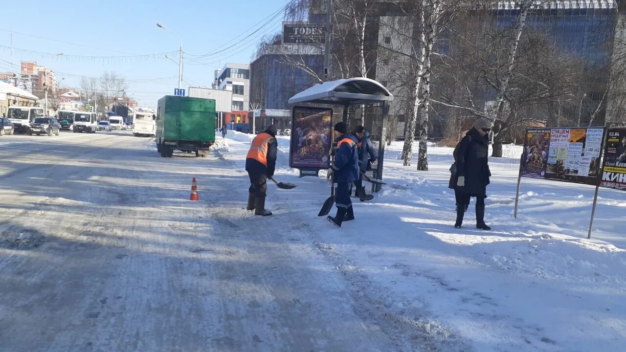 Омск завалило снегом. Снегопад в Омске. Снегопад Омск фото. Омск снег на дорогах. Купить снег омск