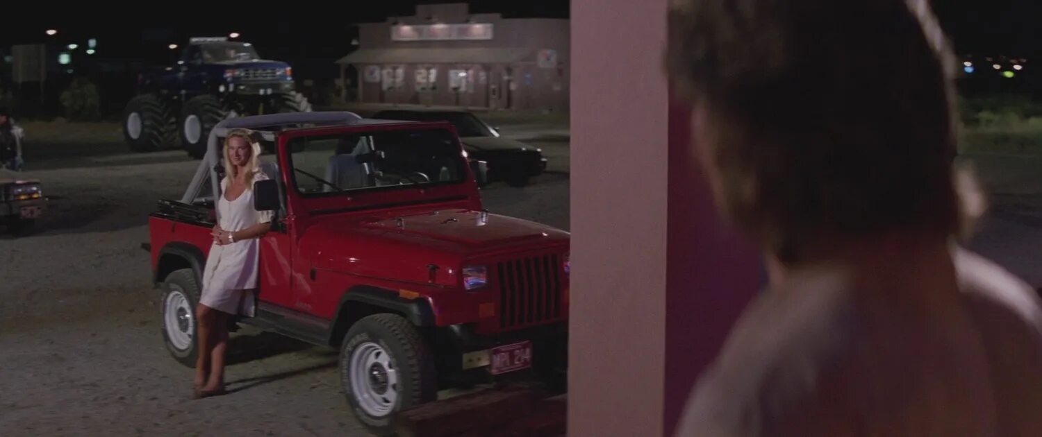 келли линч дом у дороги. патрик суэйзи дом у дороги. деревня дом дорога. келли линч придорожное заведение. дом у дороги 24.