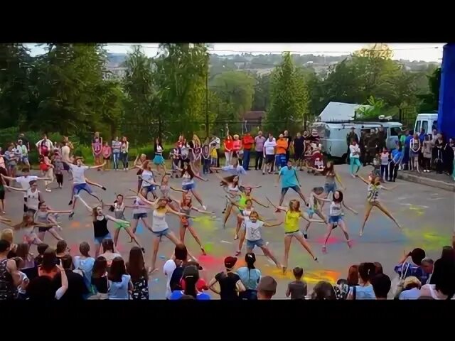 С днём рождения боровичи. Боровичи. Боровичи праздники. Город боровичи новая школа 1. Боровичи 2022.