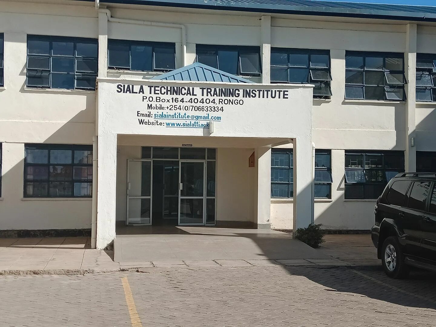 Training institute. Фото урок в школе в дублине. Training institute. Институт тренинга арб про. Институт тренинга арб про логотип.