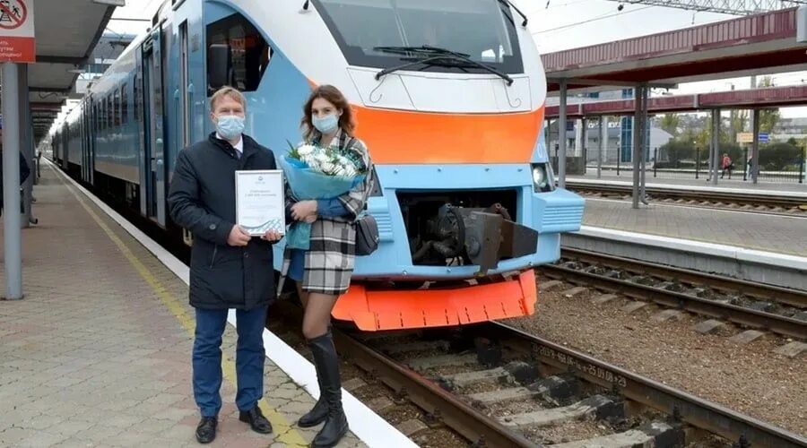 Сайт юппк крым. ЮППК Южная Пригородная пассажирская компания. Южная Пригородная пассажирская компания Симферополь. ЮППК Ласточка. Пригородные поезда Крым.