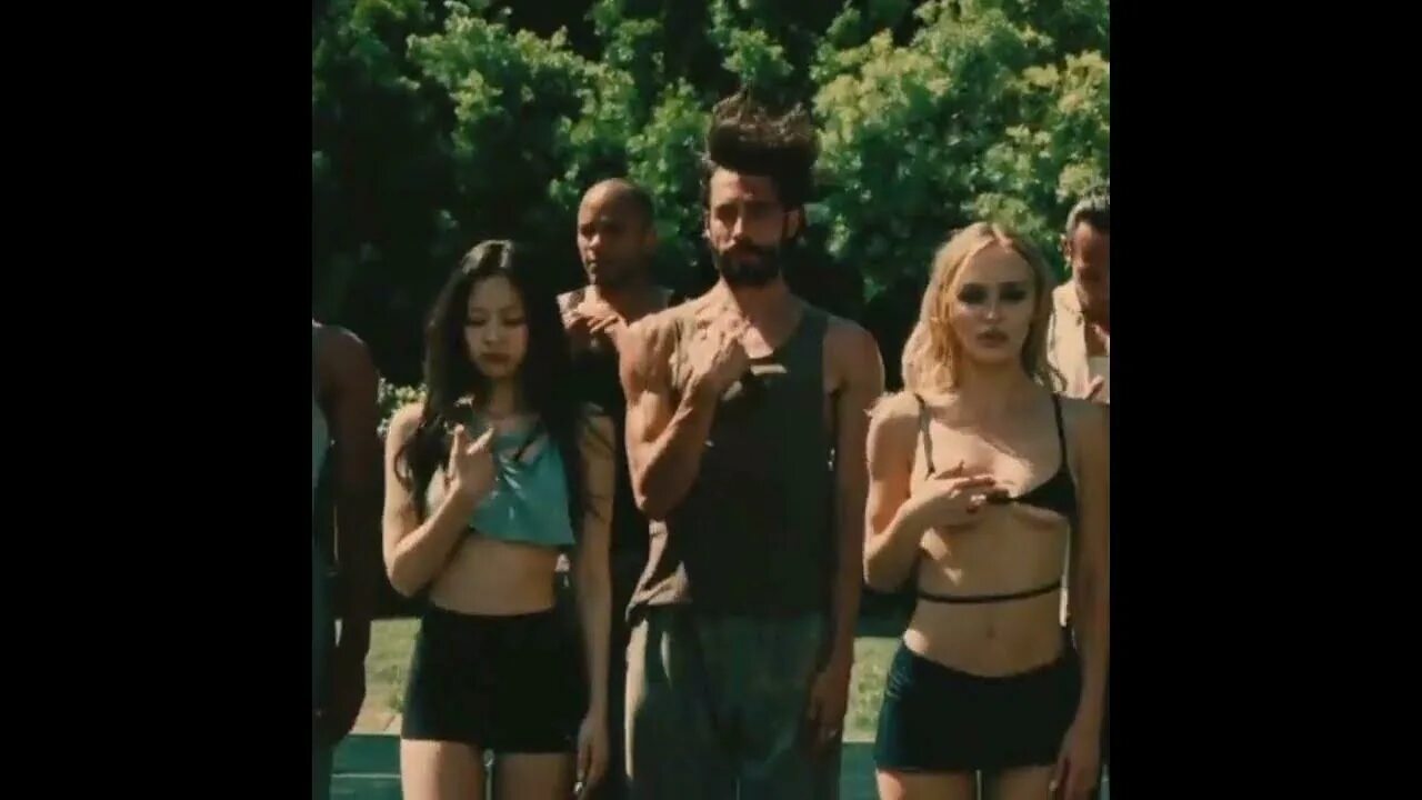 Иконы в фифа 21 список. Лучший кумир 2022. Лучший кумир 2022. Лучший кумир 2022. Легенды фифа 22.