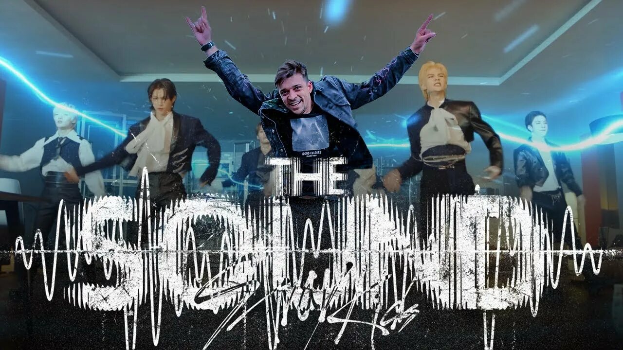 The sound stray. The sound stray kids обложка. bts шоу. stray kids талисманы. the sound stray kids кадры.