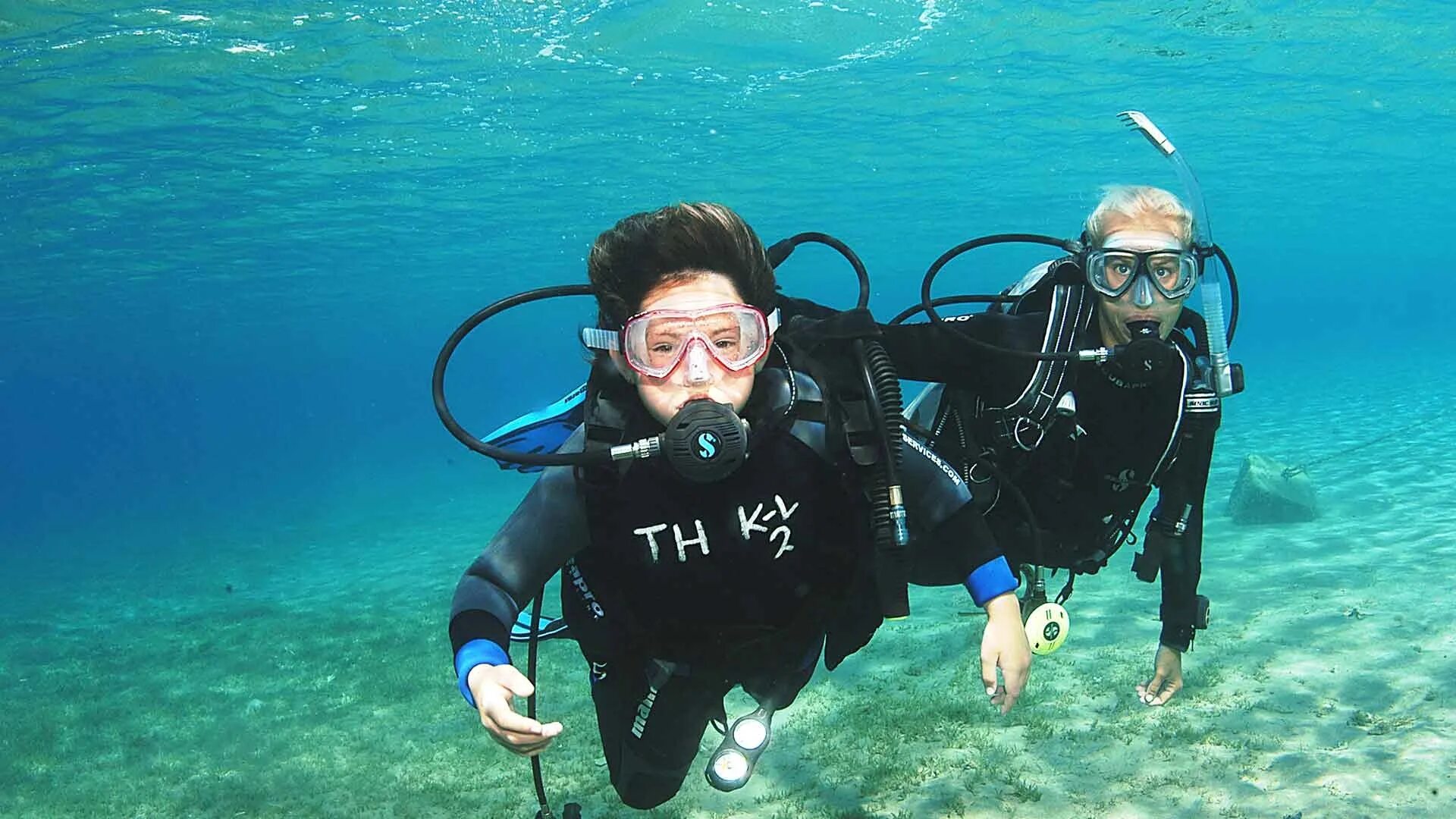Подводное плавание для детей. Водолаз для детей. Дайвинг scuba. Мальчик с аквалангом. Акваланг дети.