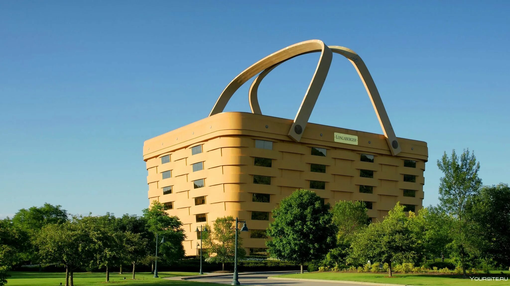 Здание-корзина (the Basket building), Огайо, США. Штаб квартира Longaberger — Ньюарк, штат Огайо, США. The Basket building Огайо США. Здание корзина штат Огайо США.