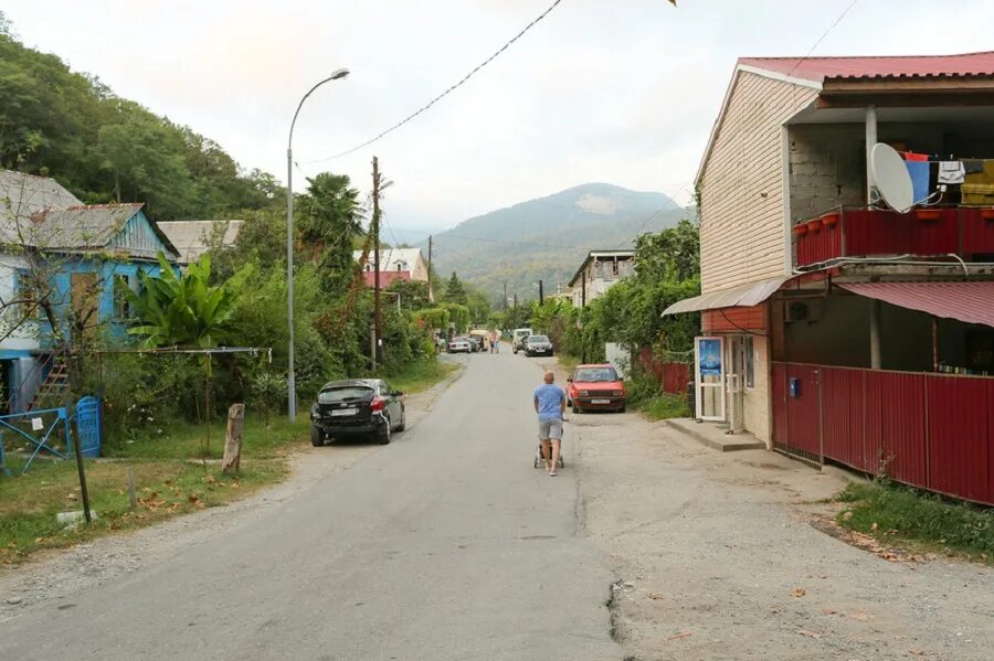 краснодарский край якорная щель море. якорная щель сочи. якорная щель пляж. пляж поселка якорная щель. поселок каткова щель сочи.