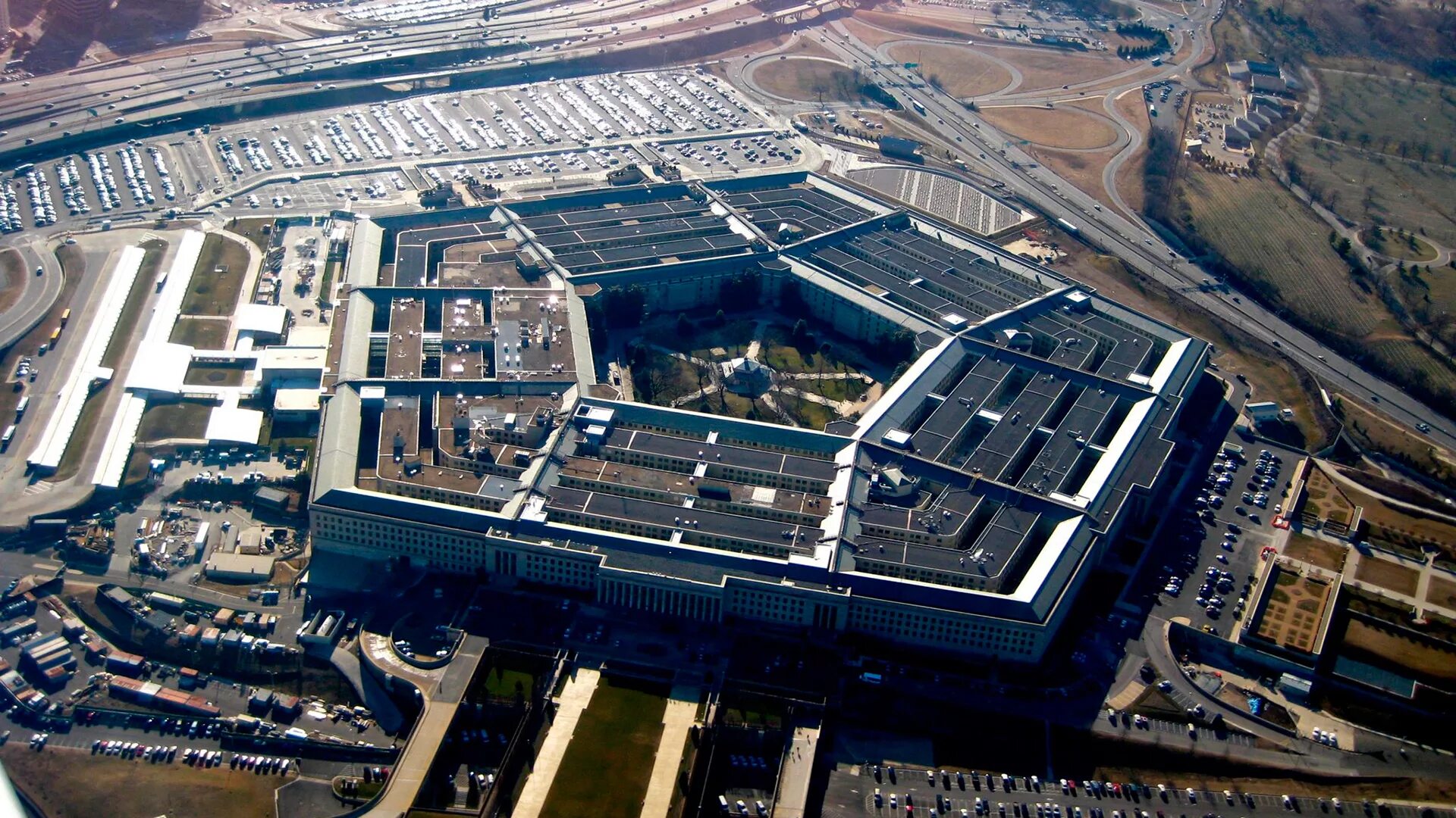 Pentagon Puts Priority on Replacing Munitions in 2025 Budget - Bloomberg