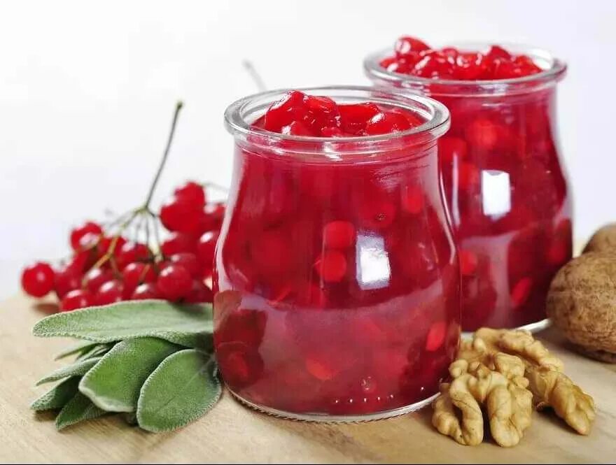 Как мыть калину. Варенье из калины. Наливка калина. Как почистить калину. Сок из калины.