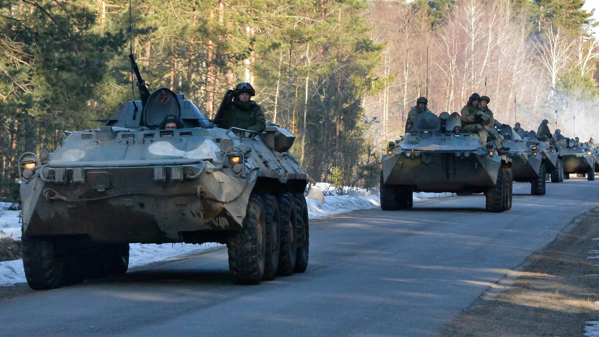 Российская Военная техника. Военная техника вс РФ. Армия России техника. Российская техника на Украине. Учения на границе с россией