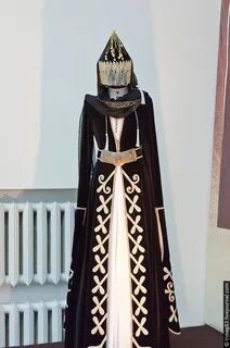 Адыгейский национальный костюм женский