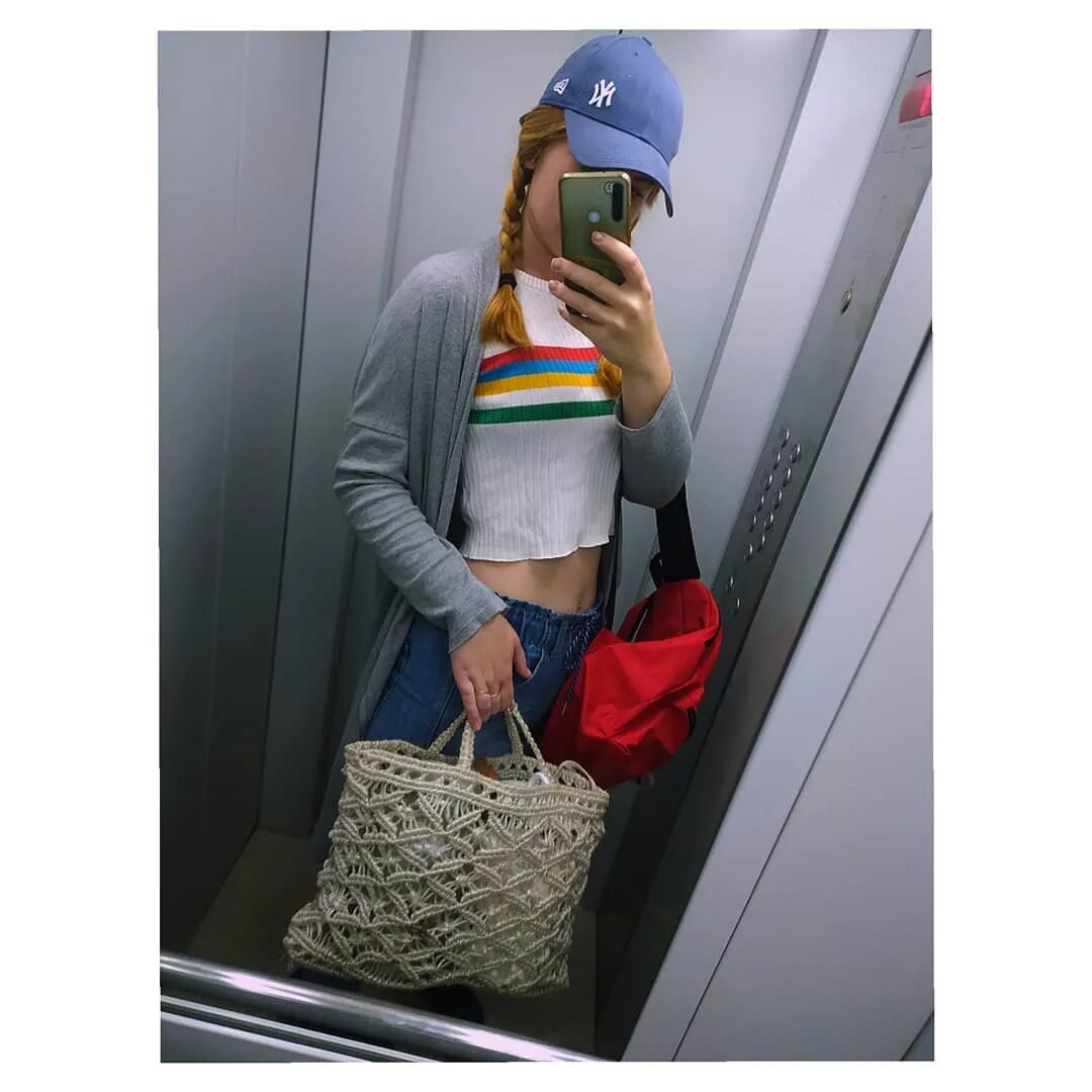 Движ хаус дк кроссовки. Мне нужен движ нужен хаос. D k все в порядке. Движ хаус кеды. Мне нужен движ нужен хаос.