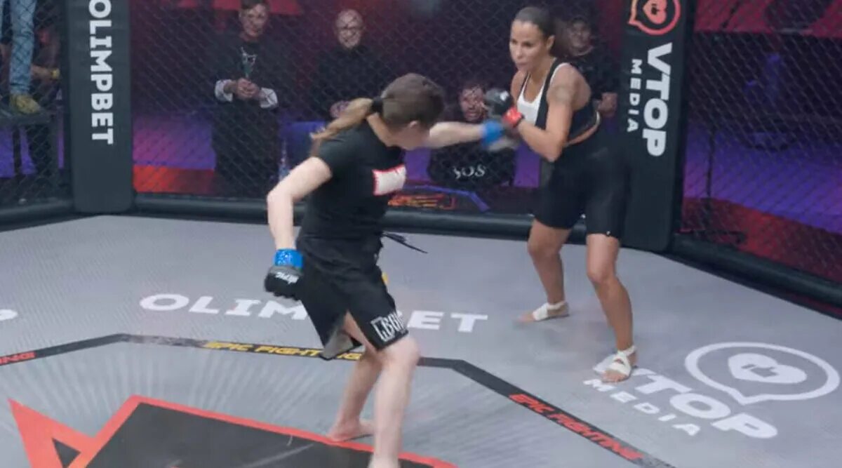 Беркова мма бой. Epic fighting championship беркова. Беркова мма. Беркова чика пика. Беркова чика пика.