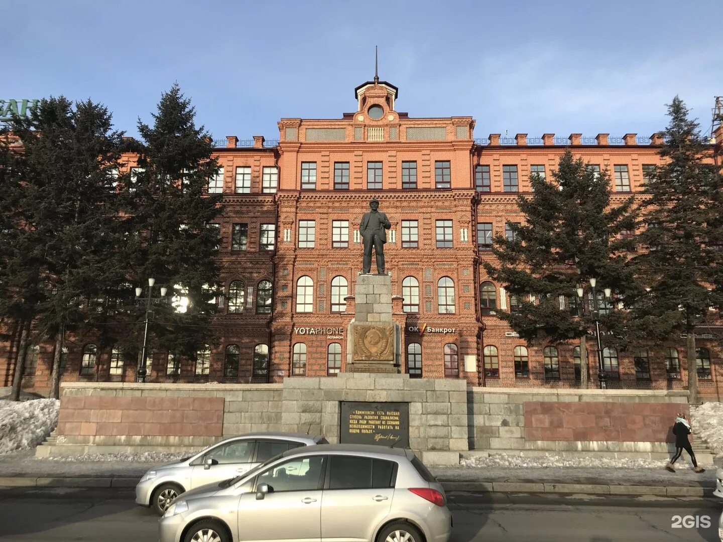 Пушкин, Пушкинская ул. 54/26 - 1-305-2 (3 этажа, 2 парадные и 27 квартир) - Сери