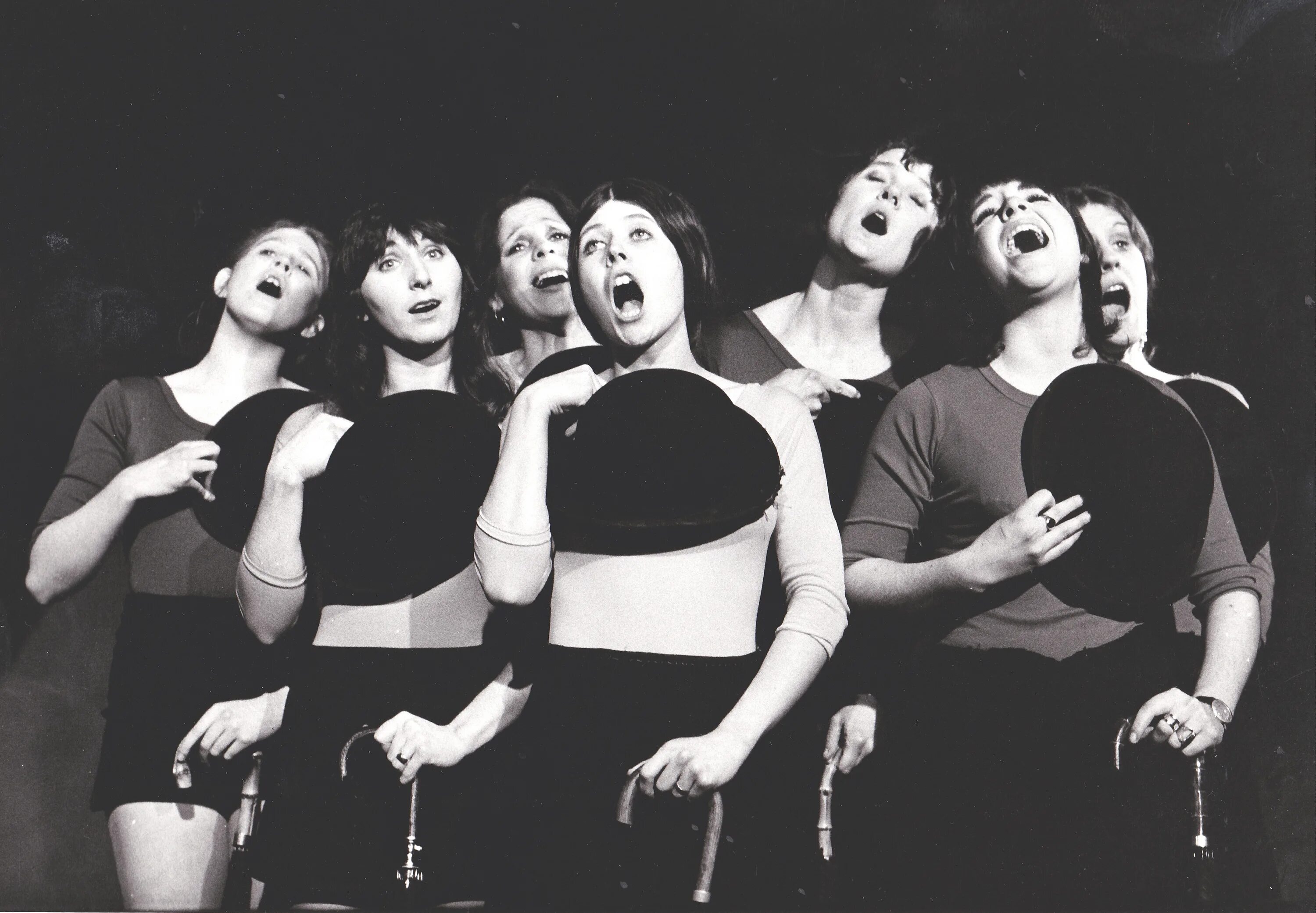 Group festival. 1972 год лондон. группа критики. the critics group (+)(1964 - 1972)(u k). lunaf 18 january 1972.