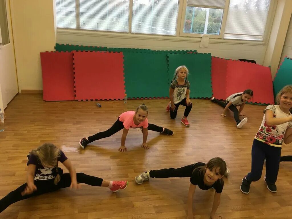 тск академия москва официальный сайт бальные танцы. зумба под дождём. танцы в королеве. алемана школа танцев. танцы в королеве.