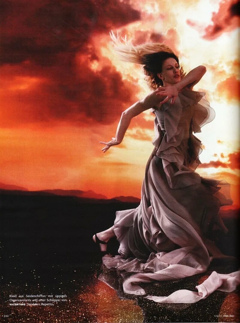 Девушка вулкан арт. Пеле богиня огня. Пеле богиня огня. Девочка и вулкан. Женщина вулкан картина.