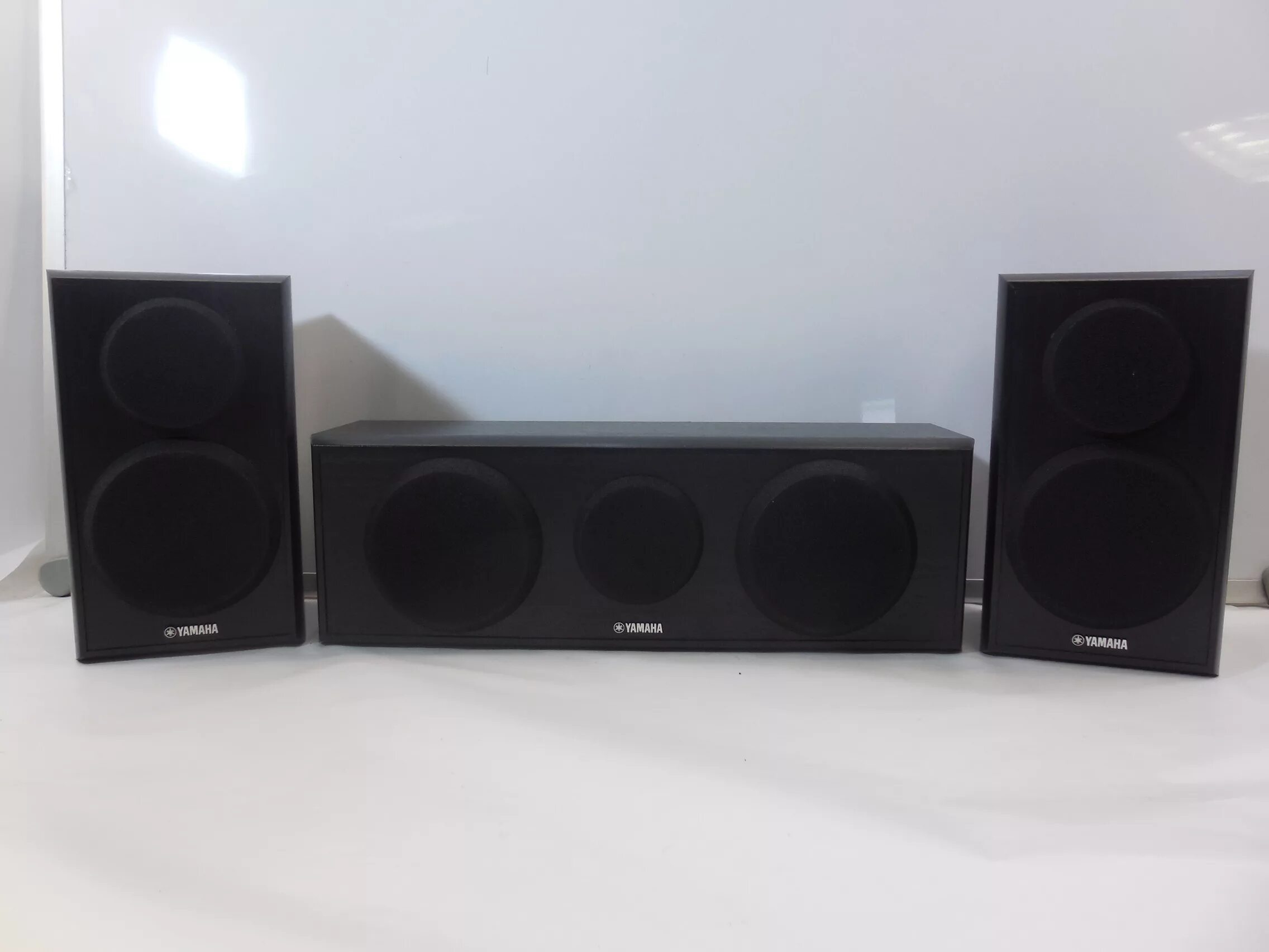 Yamaha ns bp150. Колонки Yamaha NS-p150. Комплект акустики Yamaha NS-p150. Ямаха NS-BP 150 колонки. Yamaha NS-p150 Crossover.